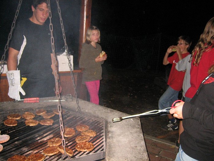 04_Hamburger_grillen