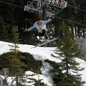 16_Uli_springt_durch_die_Baeume