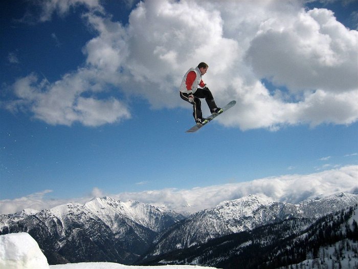 H13_Uli_ueber_den_Wolken