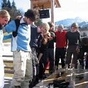 H09_Auf_dem_Tisch