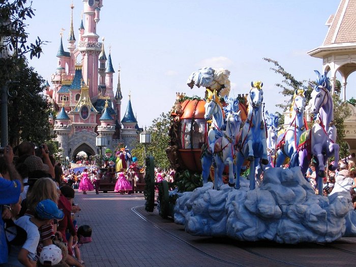 96_Disney-Parade