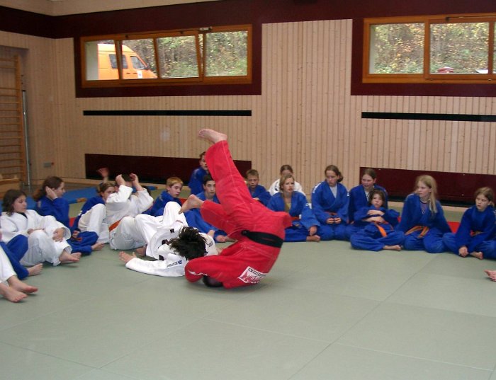 2002_18_hobbach